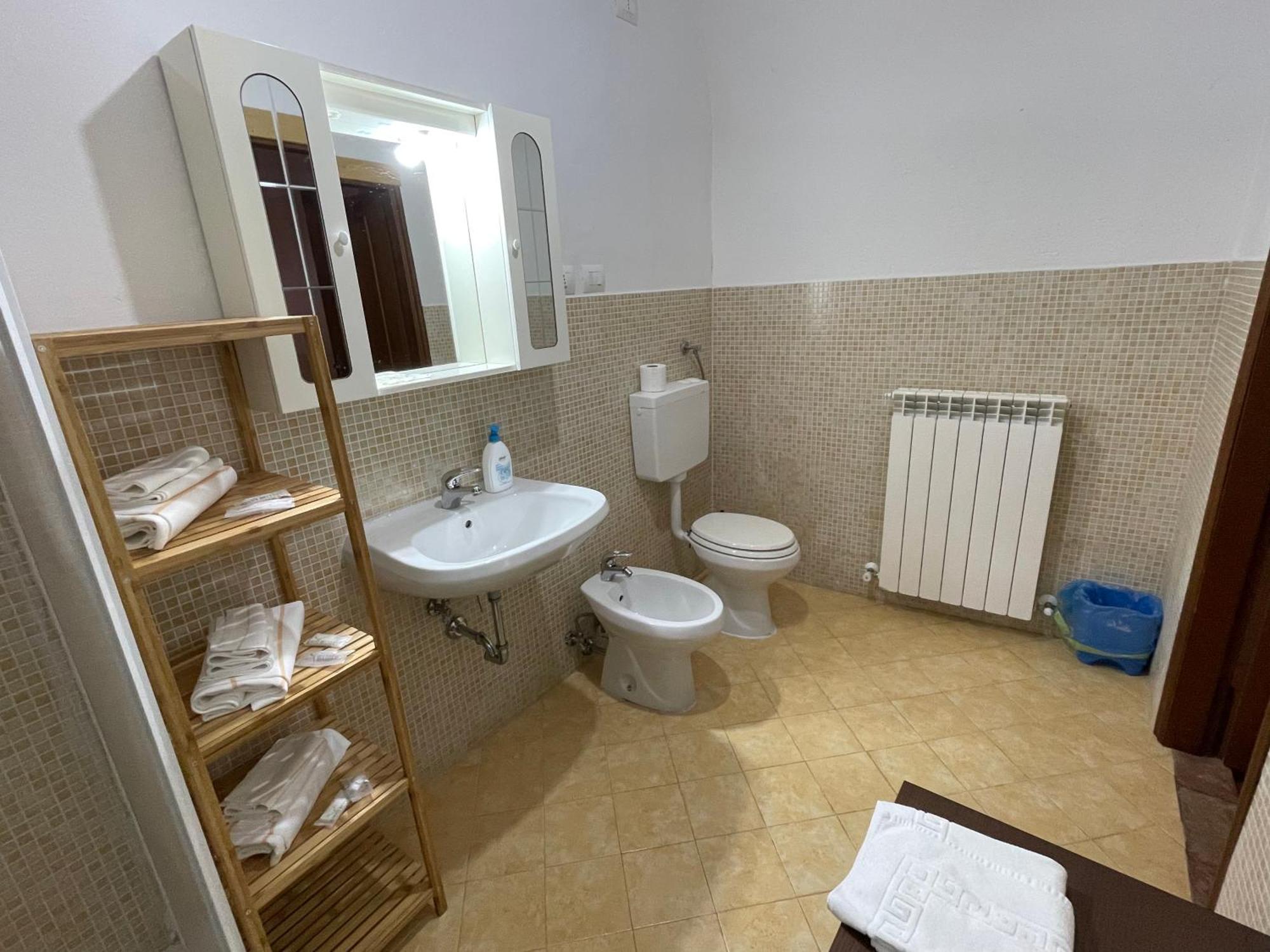 Piazzetta Del Forno Appartamento Assergi Kültér fotó